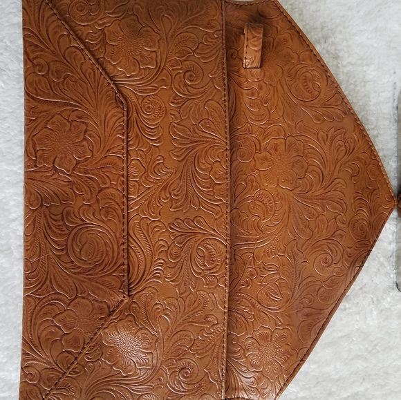 Kimchi Blue Embossed Envelope Clutch/Wristlet - Picture 3 of 8